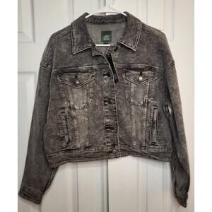 Wild Fable Women's Cropped Denim Trucker Jacket- Size Small